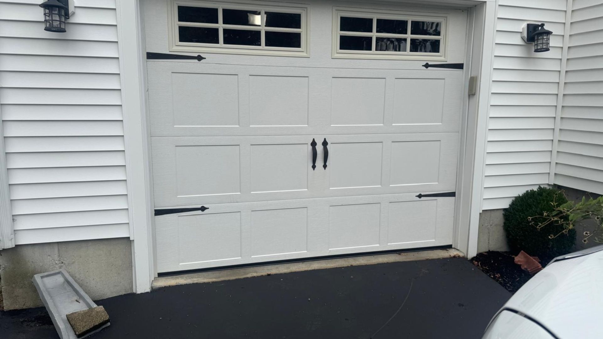 2026 Garage Door Installation Cost Guide: What Homeowners Should Expect to Pay - image 3
