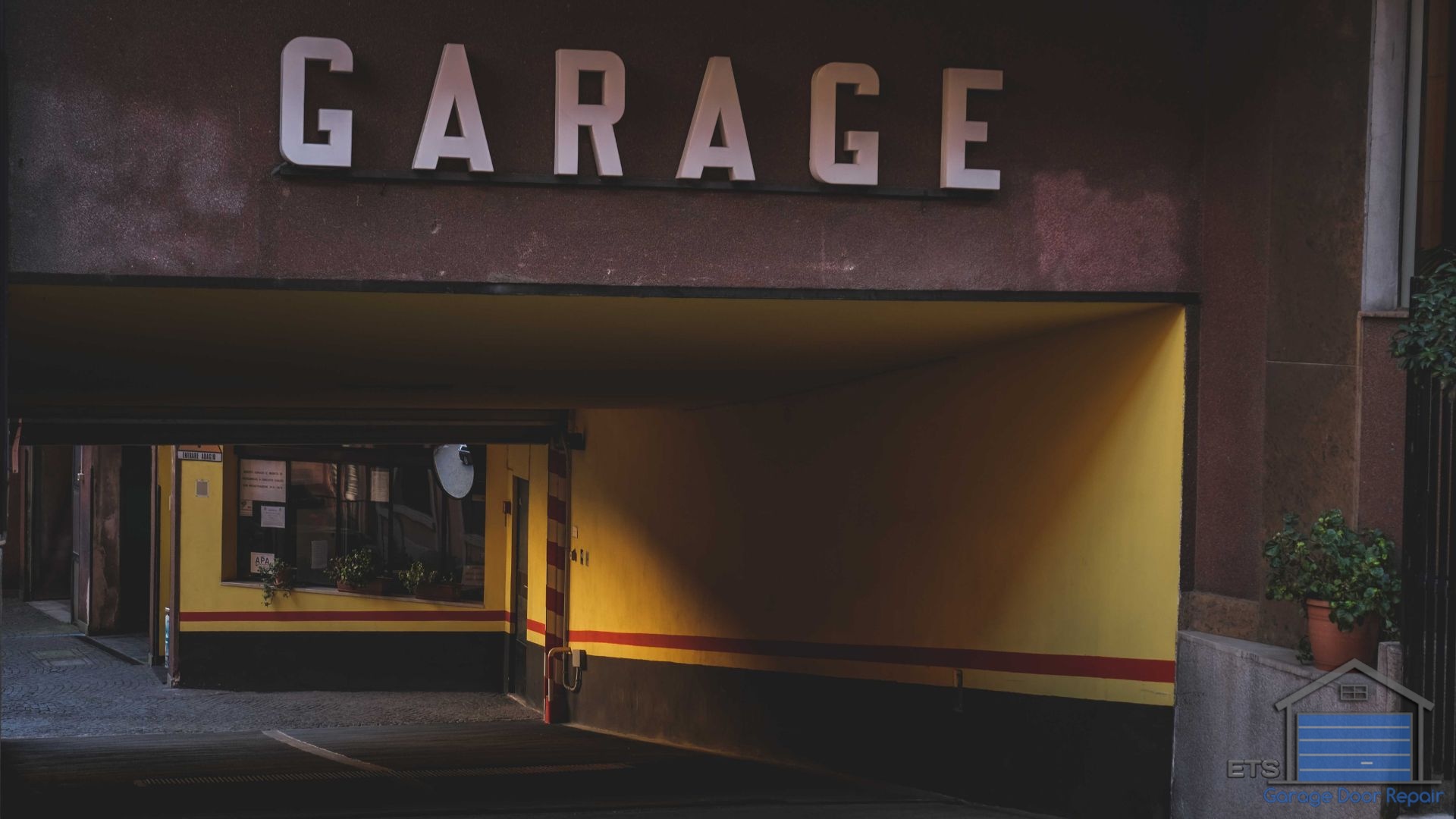 Integrating Your Video Doorbell with Smart Garage Door Systems - Video Doorbell Integration for Your Garage Entry