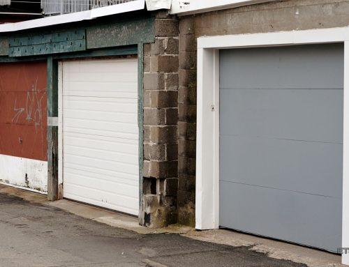 Roll-Up vs. Sectional Commercial Garage Doors: Which Is Right for Your Hillsboro Business?