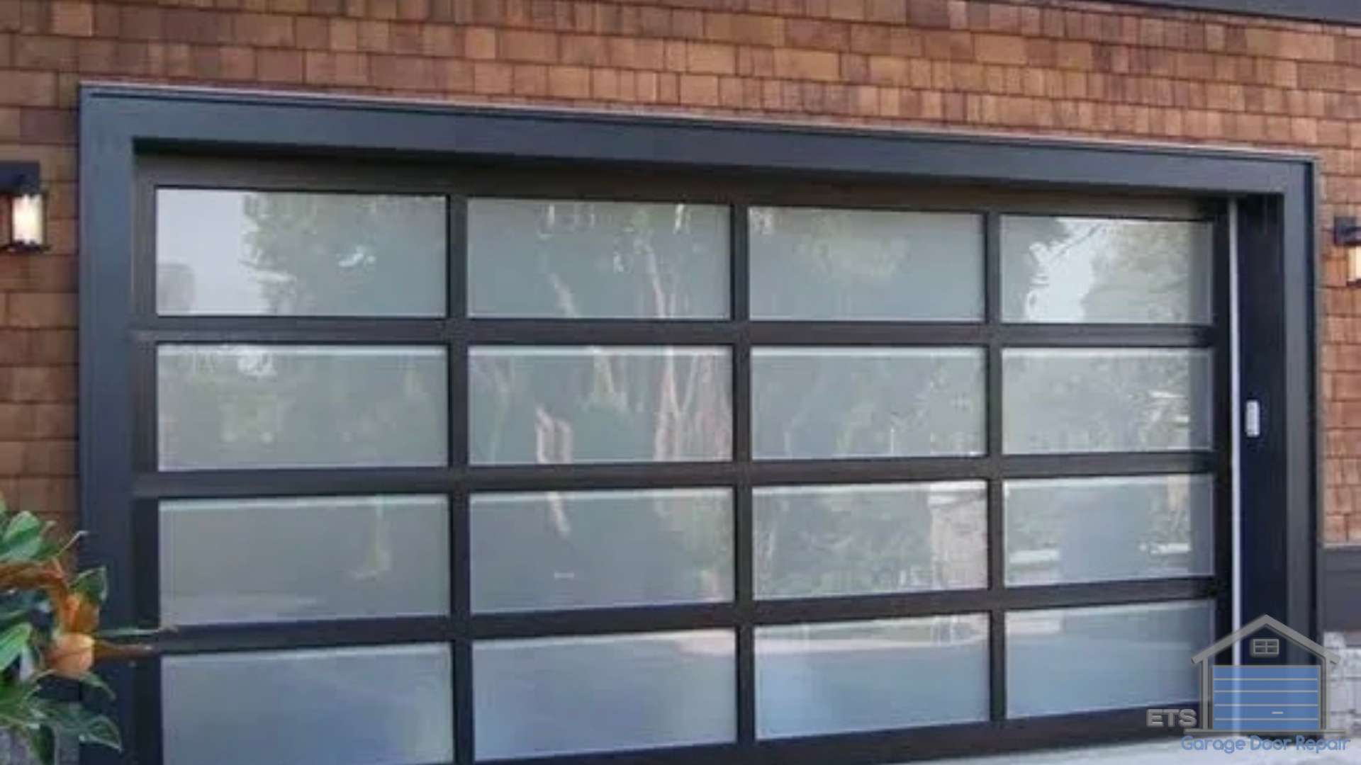 What Makes Glass Garage Doors Different? - Glass Garage Doors: Modern Style for Pacific Northwest Homes