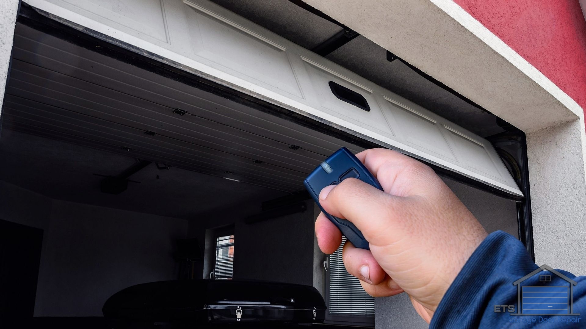 What R-Value Means for Your Garage Door - The Role of Garage Doors in Home Energy Efficiency