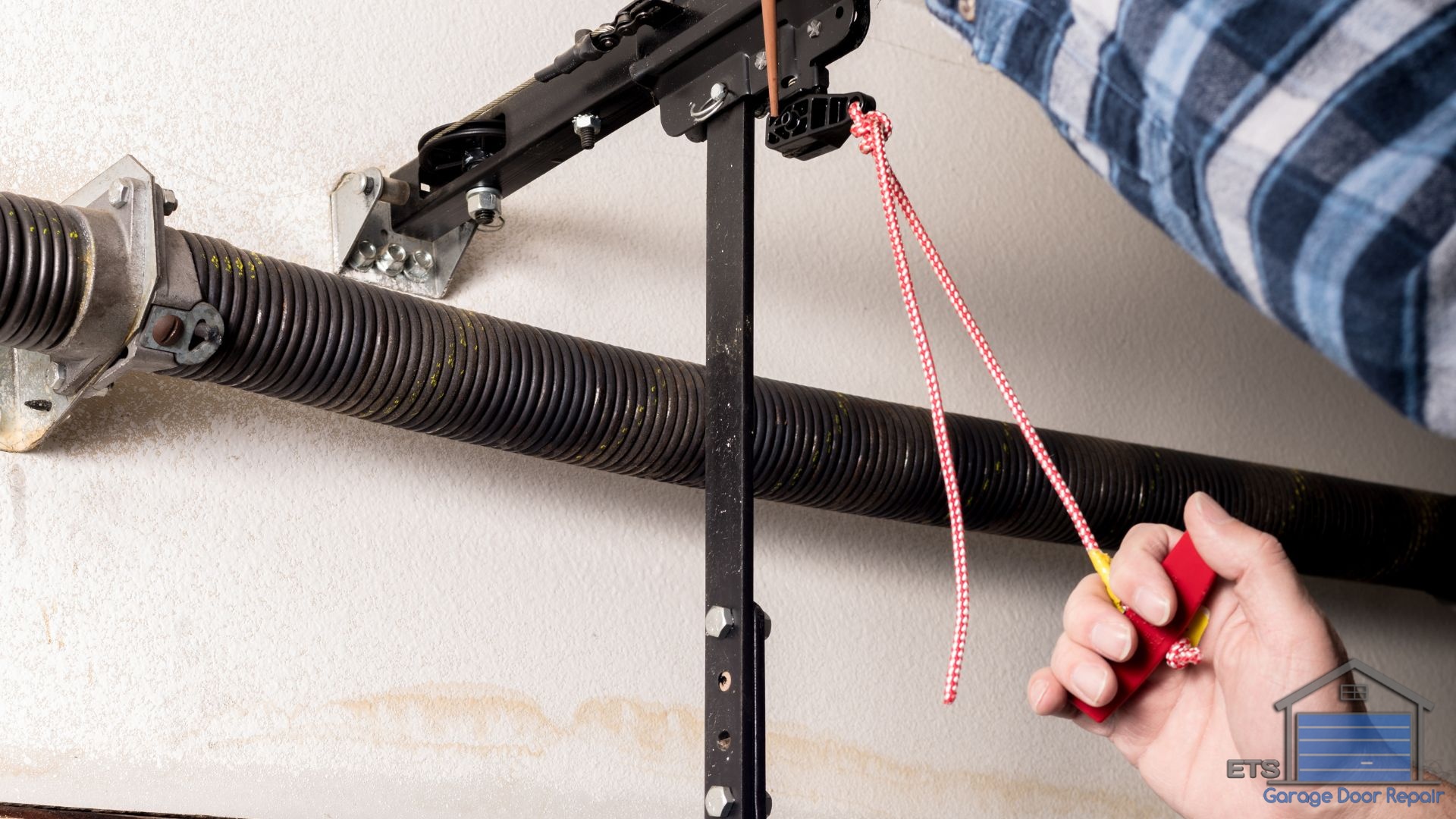 What's the Difference Between Epoxy and Tile Garage Floors? - Garage Floor Coating: Epoxy vs. Tiles
