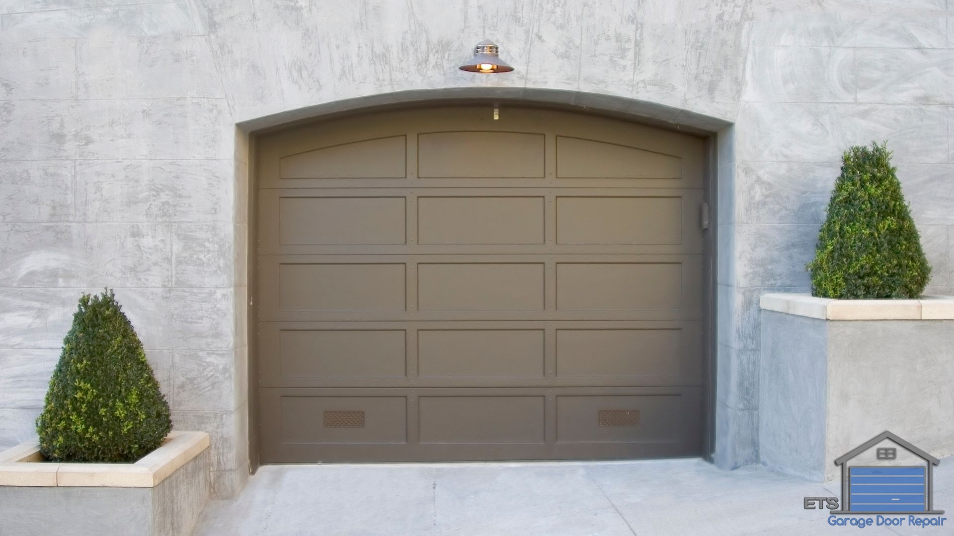 Wood vs. Steel vs. Aluminum: Choosing Your Material