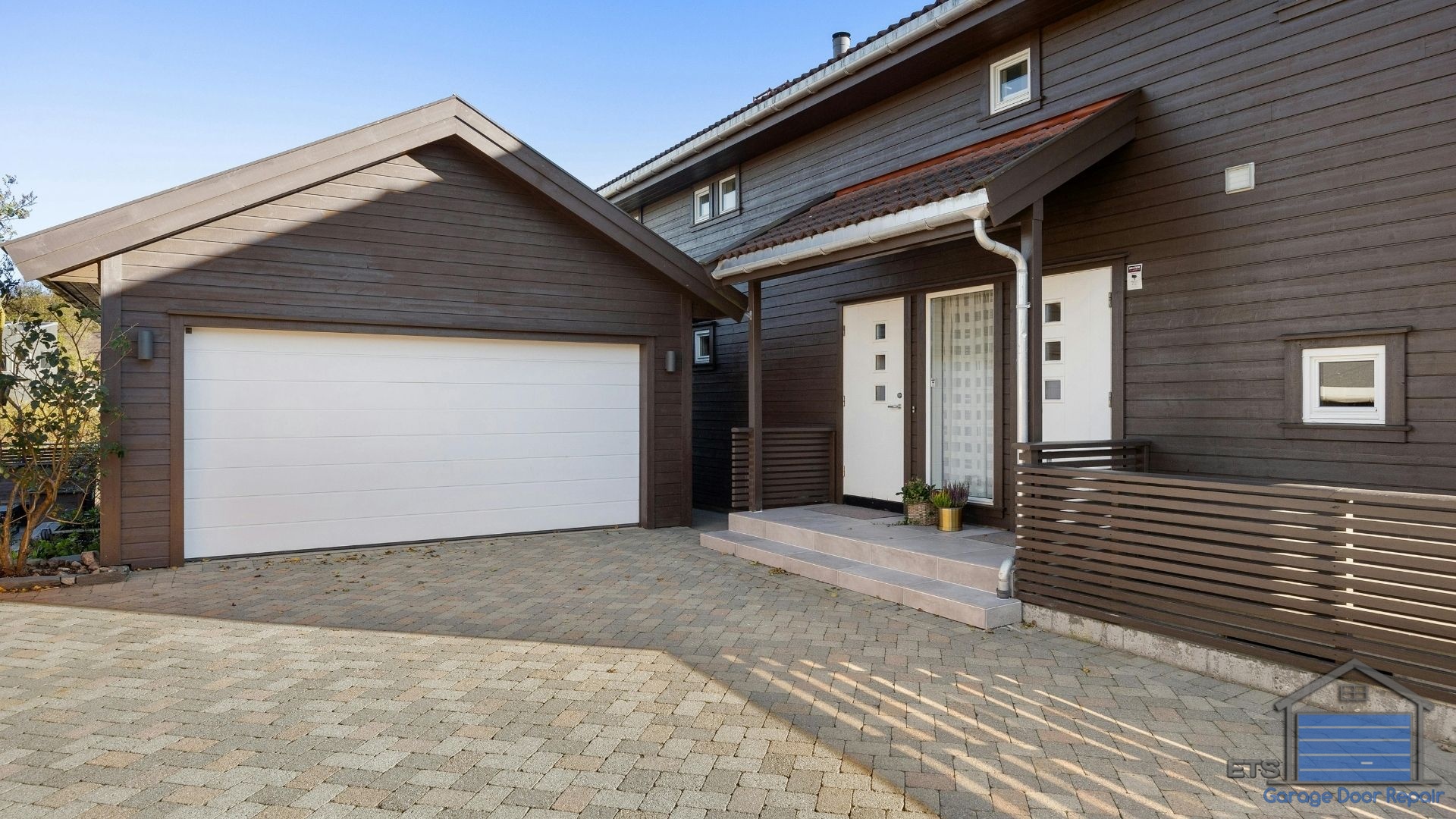 Why Does My Garage Door Struggle to Open in Cold Weather? - 5 Common Garage Door Problems During Oregon Winters